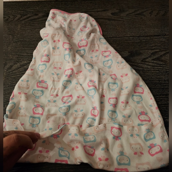 (3 for $30) Gerber newborn sleep sack velcro - Picture 3 of 5